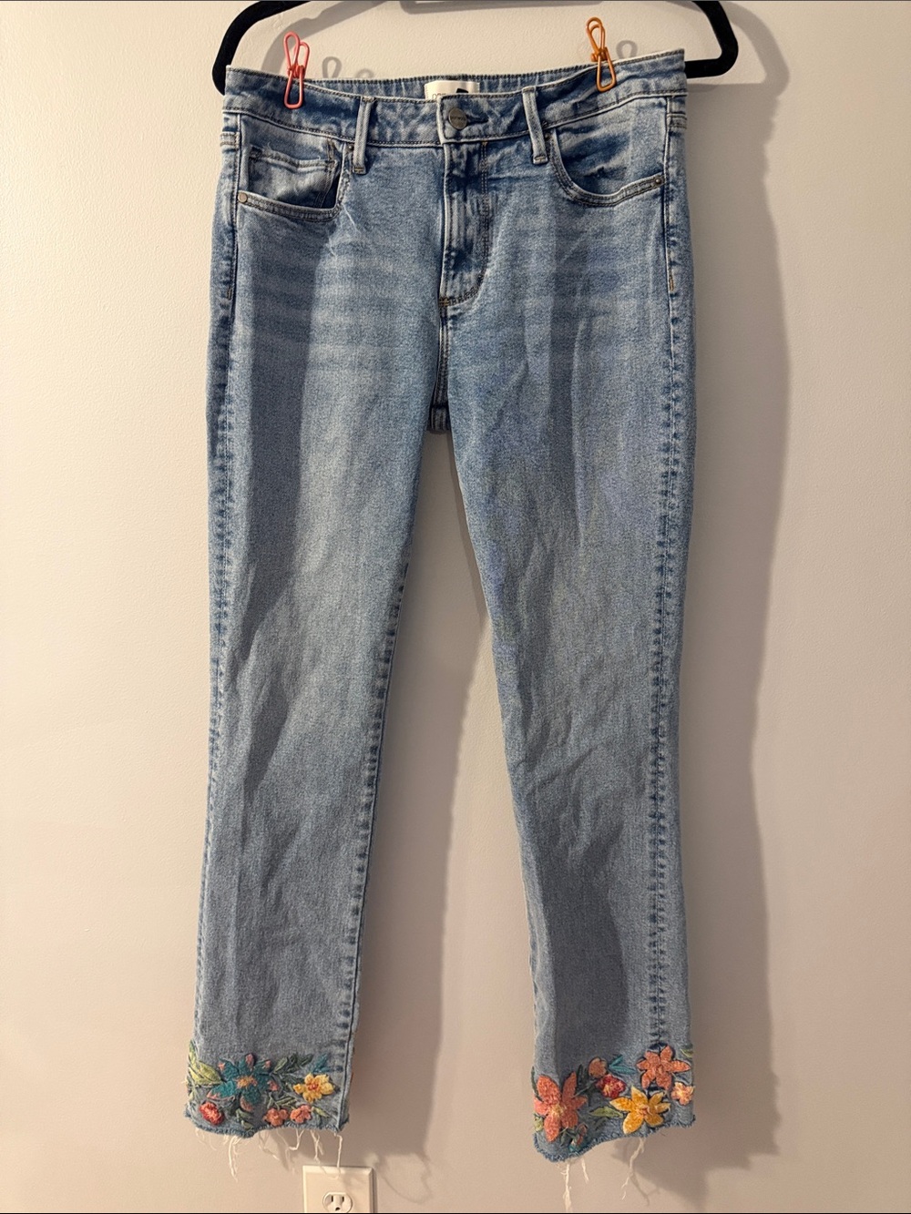 DRIFTWOOD Light Blue Cropped Jeans with Floral Embroidered Ankles